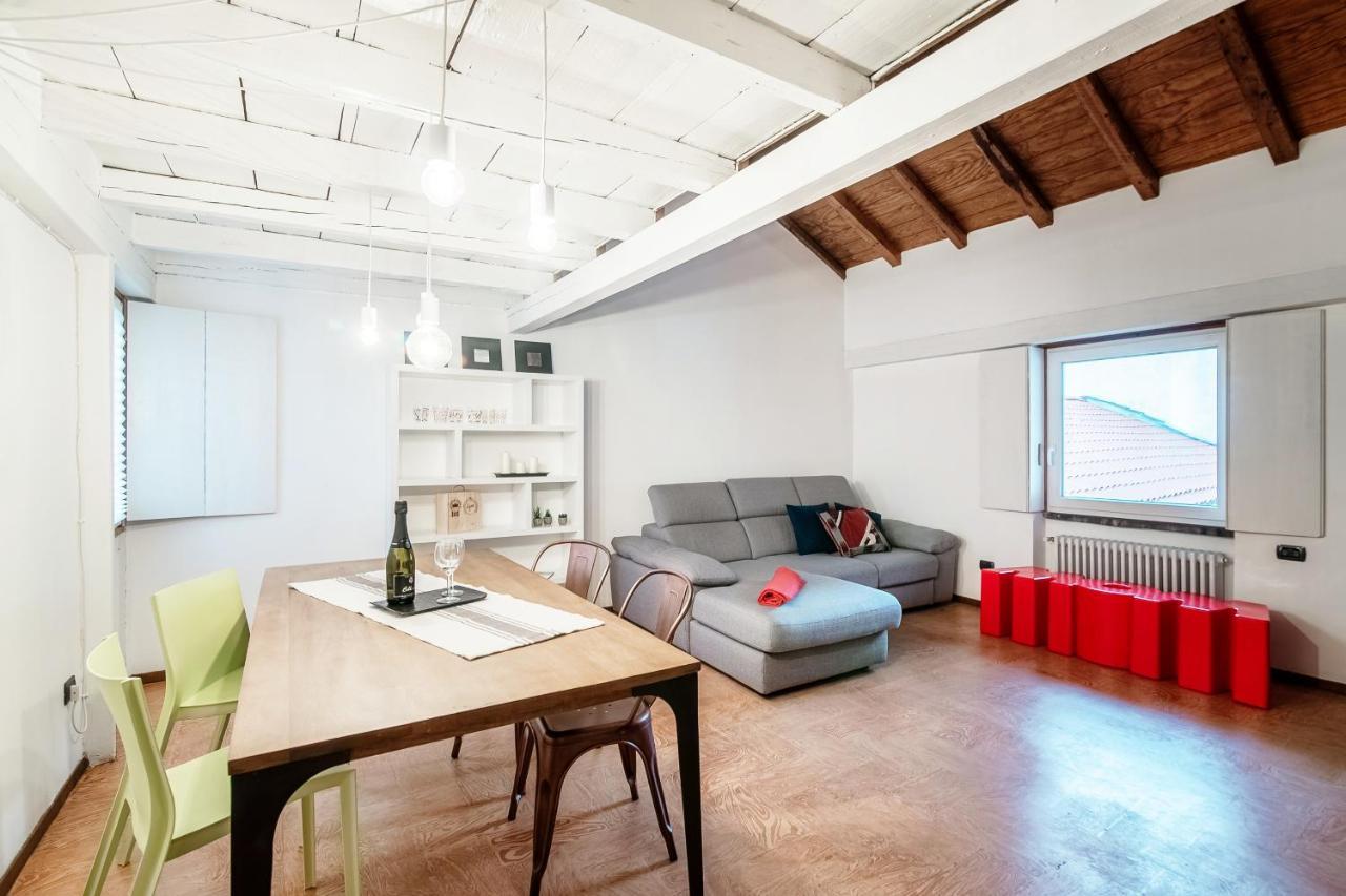 Suite Fontana - By Myhomeincomo Exteriör bild